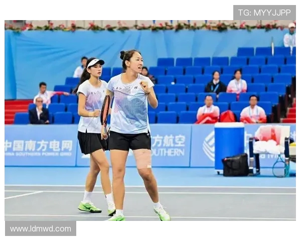 成都网球队在全国网球状态排行榜中荣登第九名展现出强劲实力与潜力