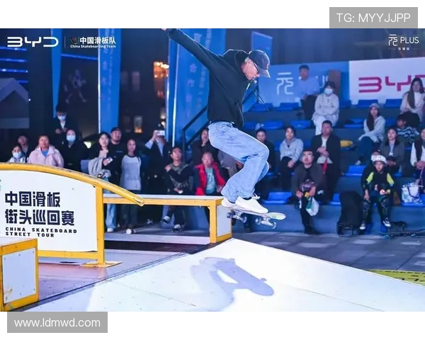 重庆滑板队在滑板精英赛中的速度表现分析与点评