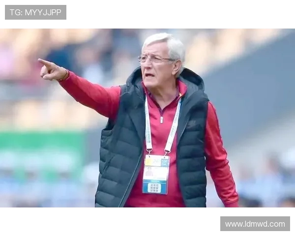 中国队对阵伊朗队里皮执教下的战术较量与球队表现分析